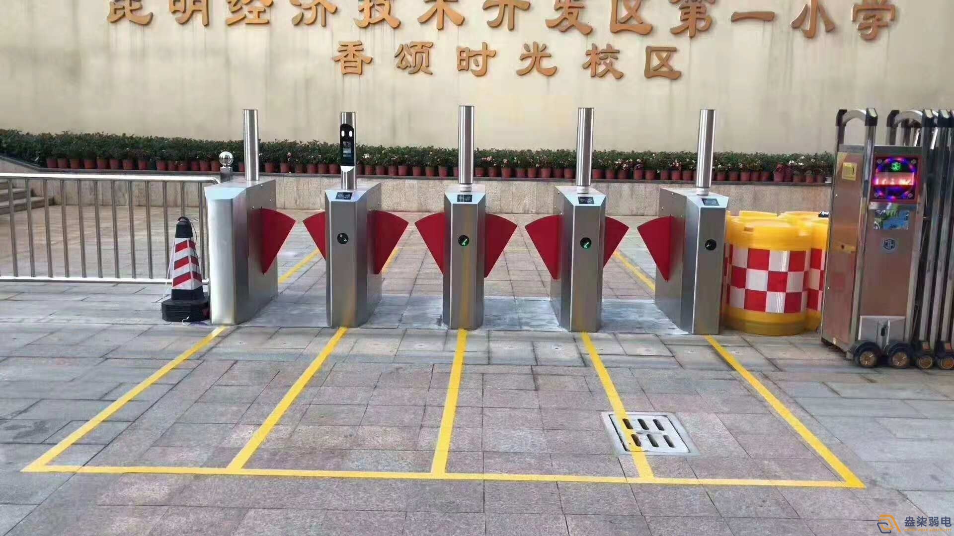 成都監(jiān)控公司—人臉門禁道閘打造智慧全場景應(yīng)用 成都監(jiān)控公司—人臉門禁道閘打造智慧全場景應(yīng)用